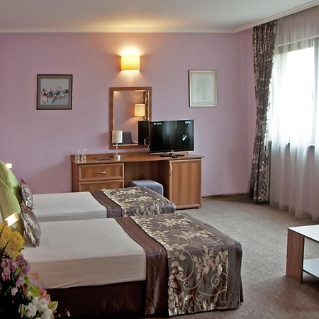 Hotel Real Пловдив Экстерьер фото