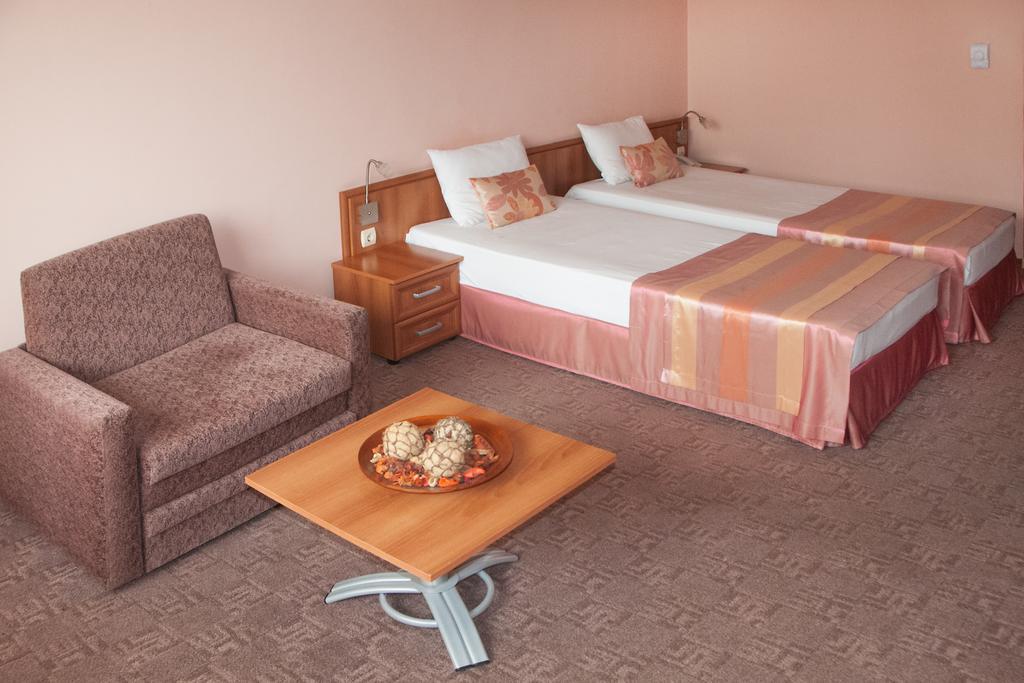 Hotel Real Пловдив Номер фото