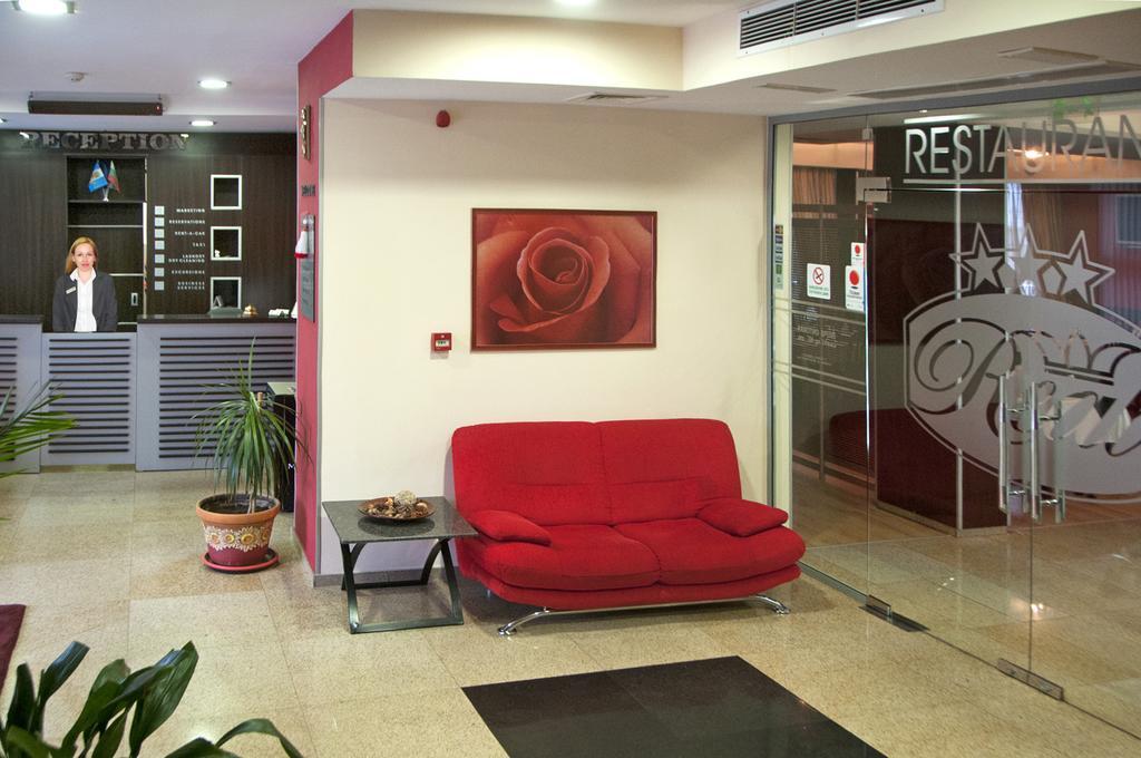 Hotel Real Пловдив Экстерьер фото